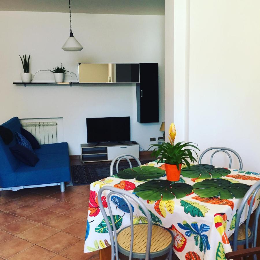 טראסיני Apartment In The Center מראה חיצוני תמונה